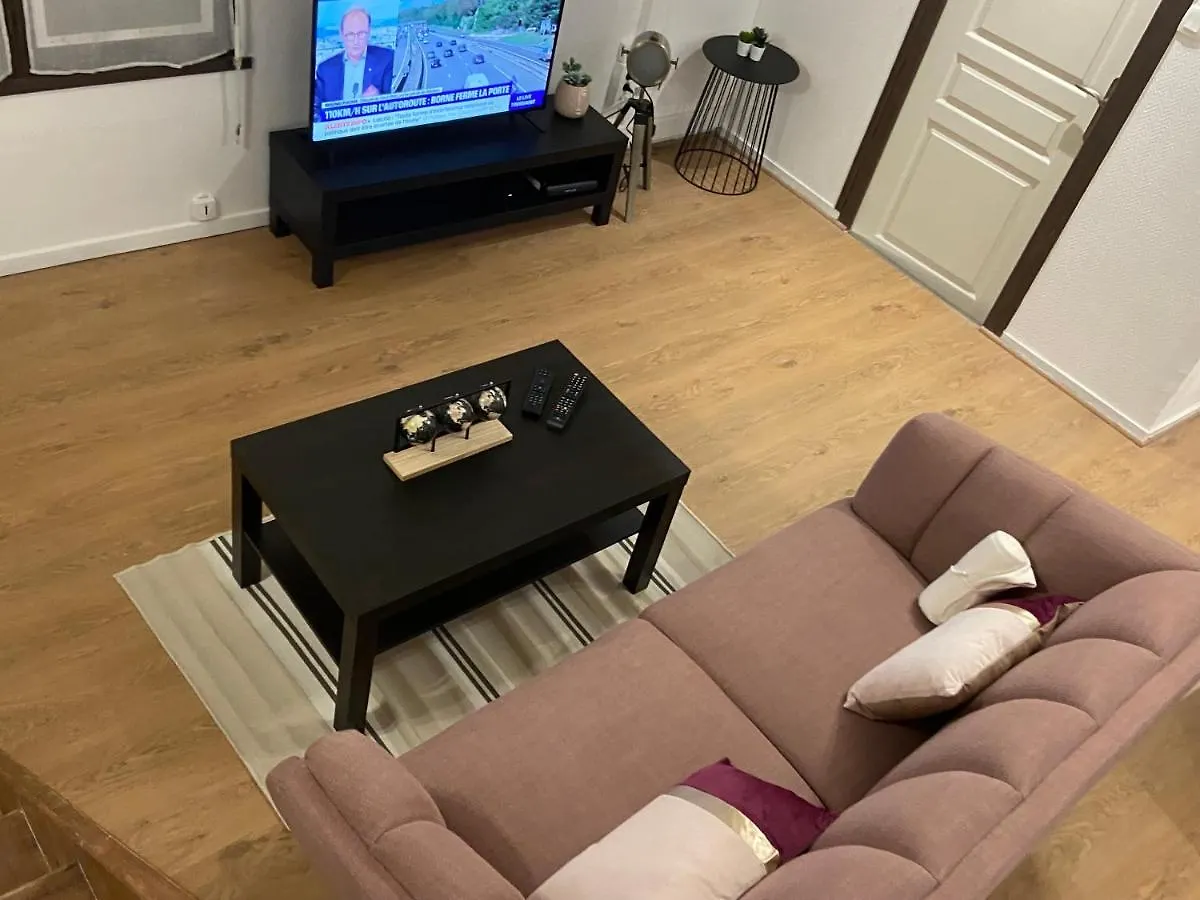 Appartement Le Bassam, Proche Aeroport à Tillé France