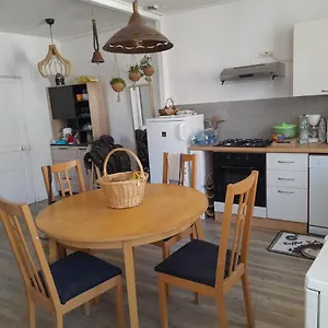  Hébergement de vacances Le De Fifi . Au Cœur De La Cité Médiéval. France