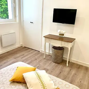  Appartement Cosy Au Coeur De - Calme France