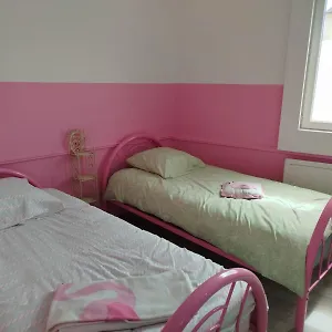  Hébergement de vacances Maison Pink Flamingo Aeroport 2 A 4 Personnes