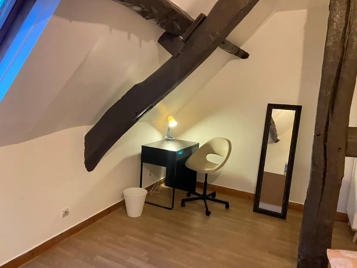 Le Bassam, Proche Aeroport Apartment Tille France